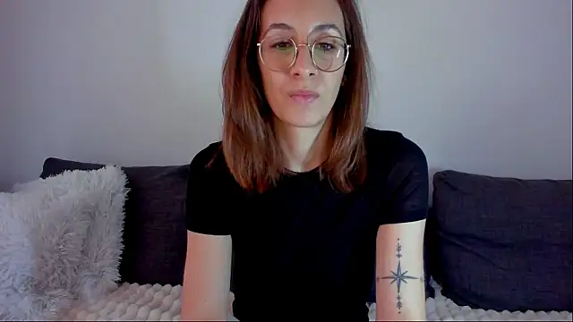 Snapshot of DesireMore90 chatting on 02.24.26 DesireMore90 online show from 02.24.26