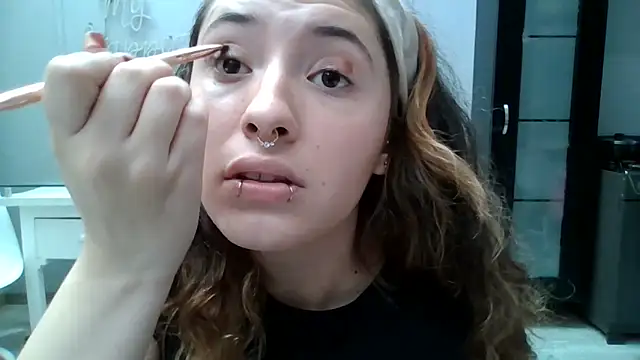 chubby vanniie  online show from 01.28.25