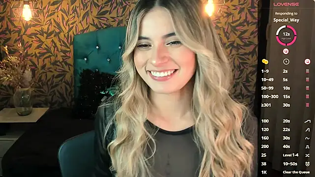 Snapshot of KiaraCarter chatting on 01.16.25 KiaraCarter online show from 01.16.25