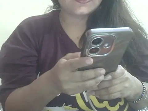 Lusty Wife1 online show from 04.16.26