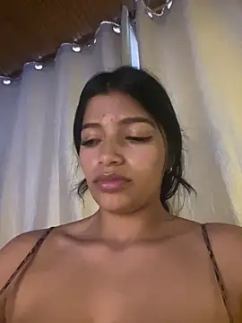 AgathaGeorgiou online show from 11.26.25