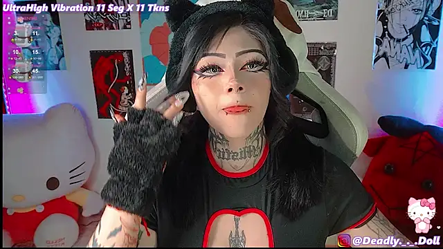 Snapshot of Deadly_Doll chatting on 12.17.24 Deadly Doll online show from 12.17.24