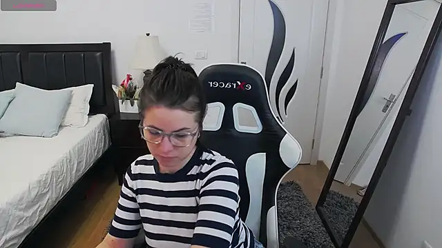 AmyPure  online show from 03.30.26