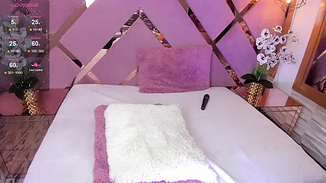 SHANONCLARK online show from 02.28.25