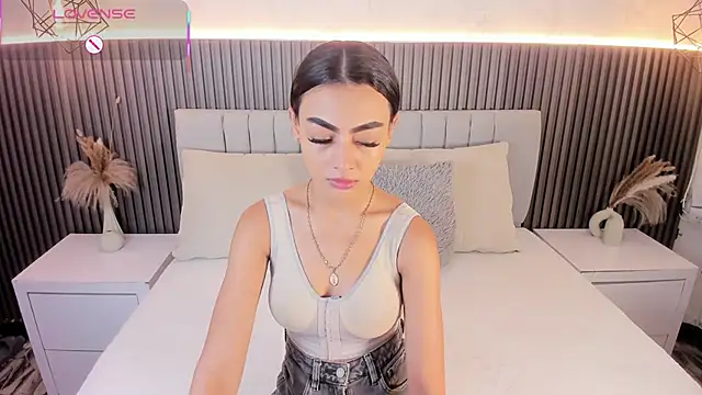 SHANONCLARK online show from 10.03.25