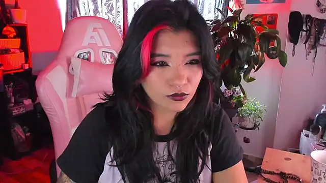 annie walker6 online show from 04.16.26