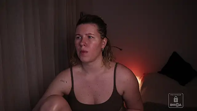 moonamii online show from 02.11.26