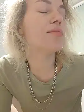 Snapshot of Linda_Gregory chatting on 02.10.25 Linda Gregory online show from 02.10.25