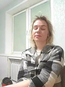 Snapshot of Linda_Gregory chatting on 02.24.25 Linda Gregory online show from 02.24.25