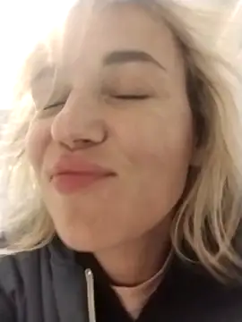 Snapshot of Linda_Gregory chatting on 09.25.25 Linda Gregory online show from 09.25.25