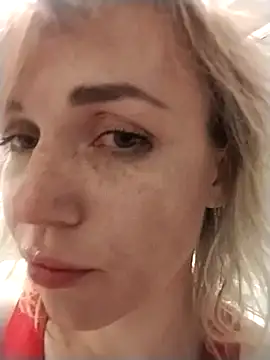 Snapshot of Linda_Gregory chatting on 09.29.25 Linda Gregory online show from 09.29.25