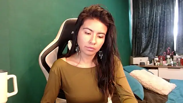 alice middlee online show from 04.06.26