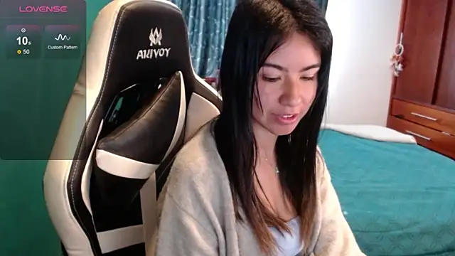 alice middlee online show from 04.17.26