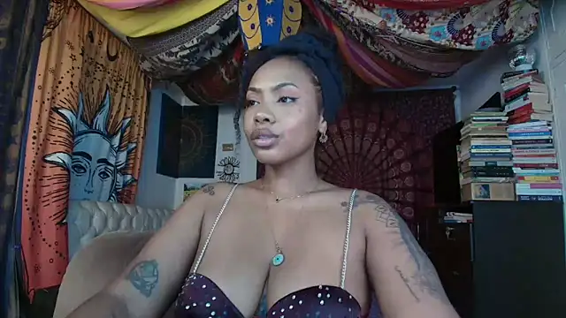 Snapshot of ElizaGrey_ chatting on 05.30.26 ElizaGrey online show from 05.30.26