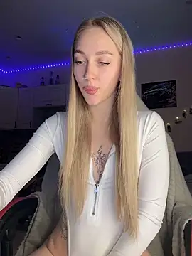 Good  Girl  online show from 09.21.25