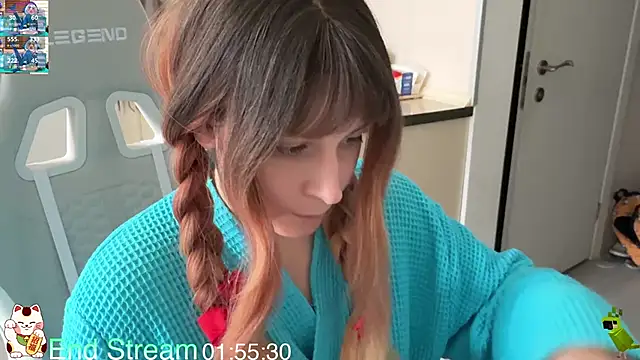 Snapshot of ShiroiFubuki chatting on 04.11.26 ShiroiFubuki online show from 04.11.26