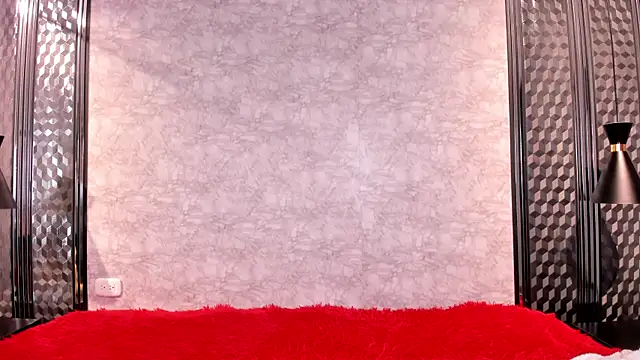 Jiggly   online show from 11.02.25