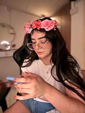 Lia flowers online show from 11.03.25