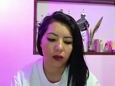 Snapshot of Mariana_collins99 chatting on 03.12.25 Mariana collins99 online show from 03.12.25