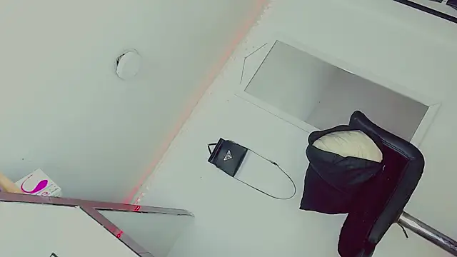 candy kendall online show from 02.15.25