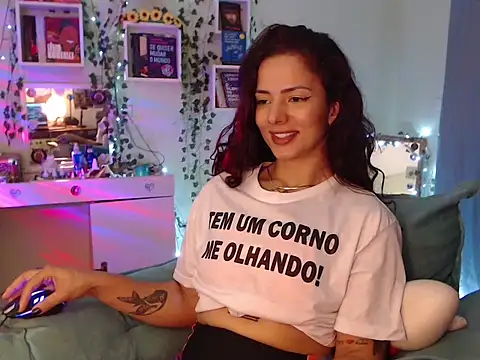 Snapshot of BeellyDance chatting on 09.11.25 BeellyDance online show from 09.11.25