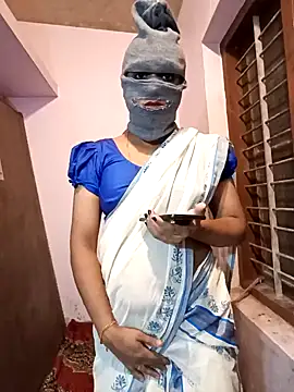 Mallu-Gayathri Arun online show from 12.16.24