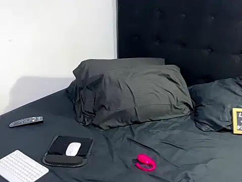 sebastiangrey06 online show from 12.05.25