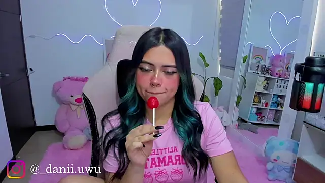 CuteDani  online show from 03.02.26