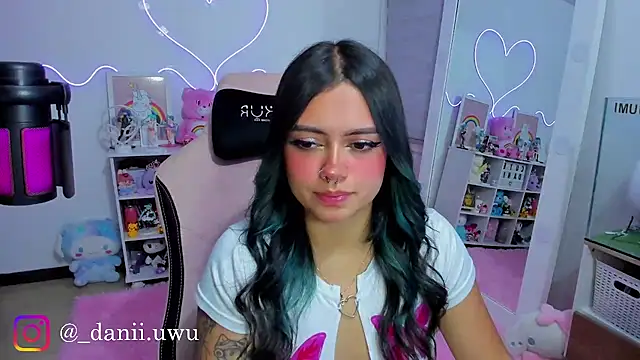 CuteDani  online show from 05.01.26