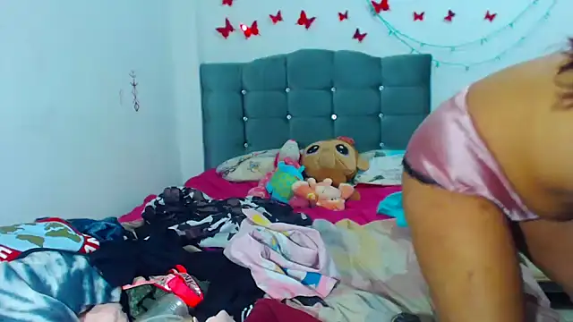 AmaraRoberts420 online show from 01.16.25