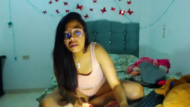 AmaraRoberts420 online show from 01.23.25