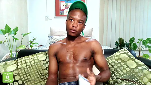 iCrushYenu online show from 12.04.24