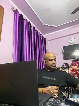 Dick 6inches online show from 10.27.25