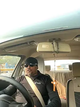 Dick 6inches online show from 11.13.25