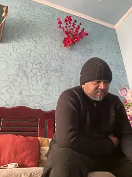 Dick 6inches online show from 12.18.25