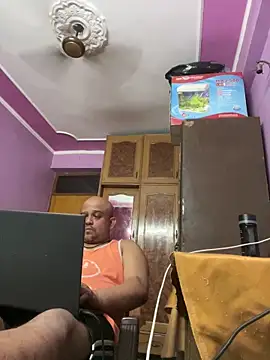 Snapshot of Dick_6inches chatting on 04.25.26 Dick 6inches online show from 04.25.26