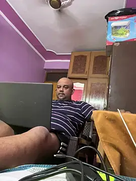 Snapshot of Dick_6inches chatting on 04.30.26 Dick 6inches online show from 04.30.26