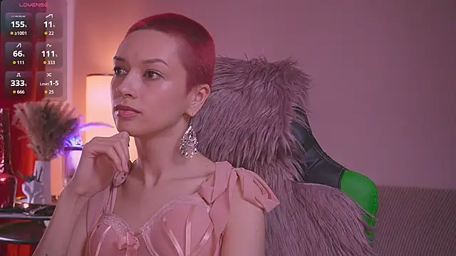 VivianLy  online show from 05.29.26