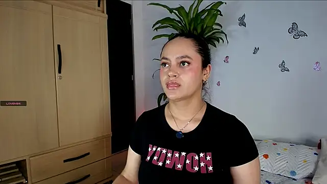 VICTORIABLACK xh online show from 04.14.26