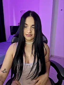 Snapshot of heyshaa chatting on 03.21.25 heyshaa online show from 03.21.25