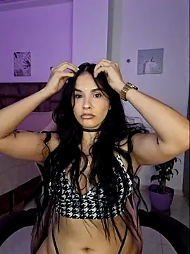 Snapshot of heyshaa chatting on 10.12.25 heyshaa online show from 10.12.25