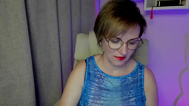 feliziaDesire online show from 06.10.26
