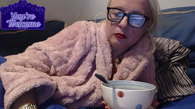 Snapshot of martachatte chatting on 02.17.26 martachatte online show from 02.17.26