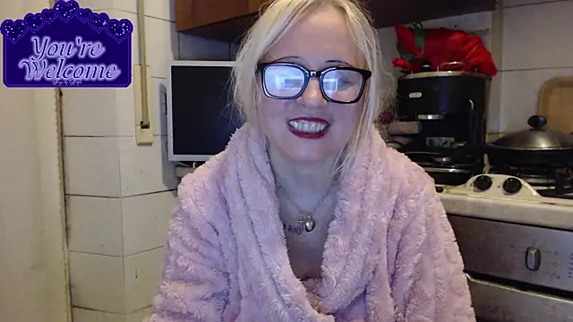 Snapshot of martachatte chatting on 02.19.26 martachatte online show from 02.19.26