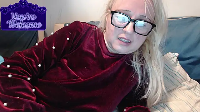 Snapshot of martachatte chatting on 02.22.26 martachatte online show from 02.22.26