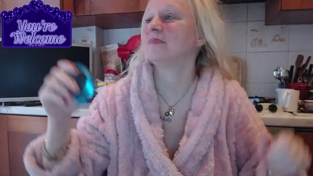 Snapshot of martachatte chatting on 03.02.26 martachatte online show from 03.02.26