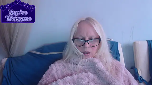 Snapshot of martachatte chatting on 03.27.26 martachatte online show from 03.27.26