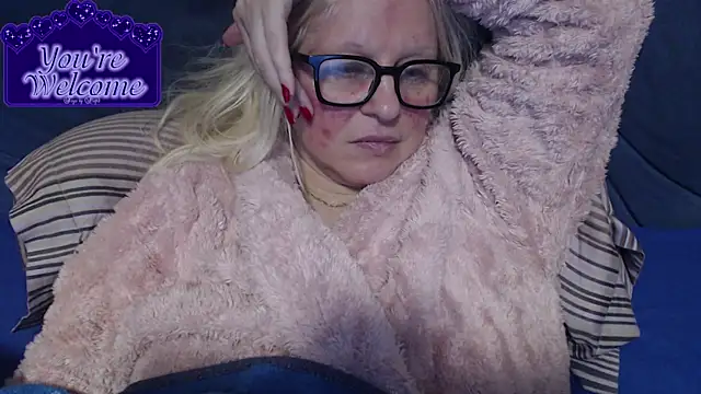 Snapshot of martachatte chatting on 04.02.26 martachatte online show from 04.02.26