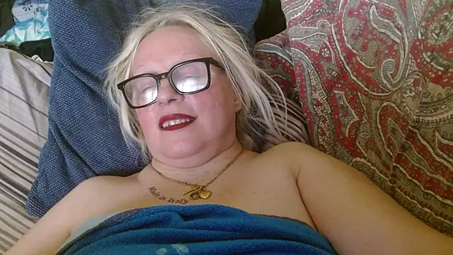 Snapshot of martachatte chatting on 06.23.26 martachatte online show from 06.23.26