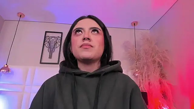 Rebeca jones online show from 12.03.25